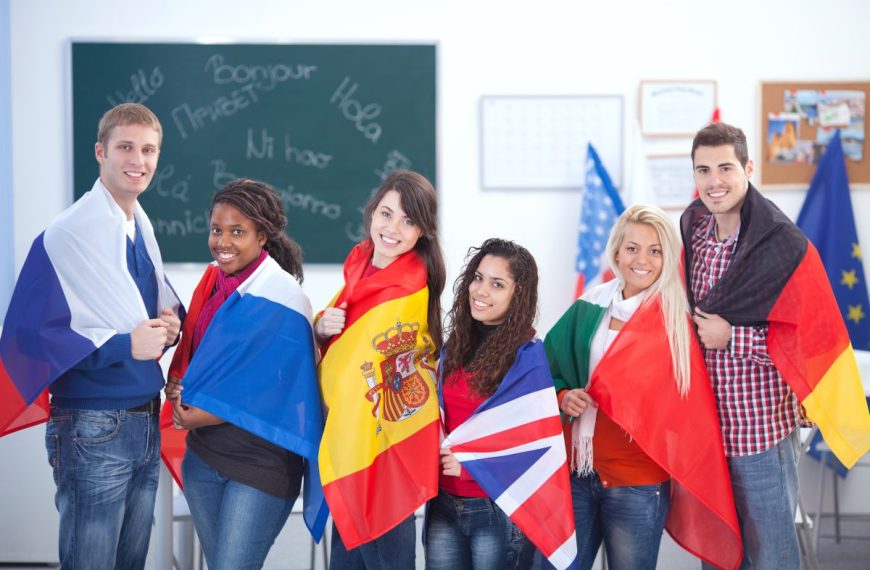 Qu’est-ce qu’un séjour linguistique : pourquoi apprendre une langue à l’étranger ?
