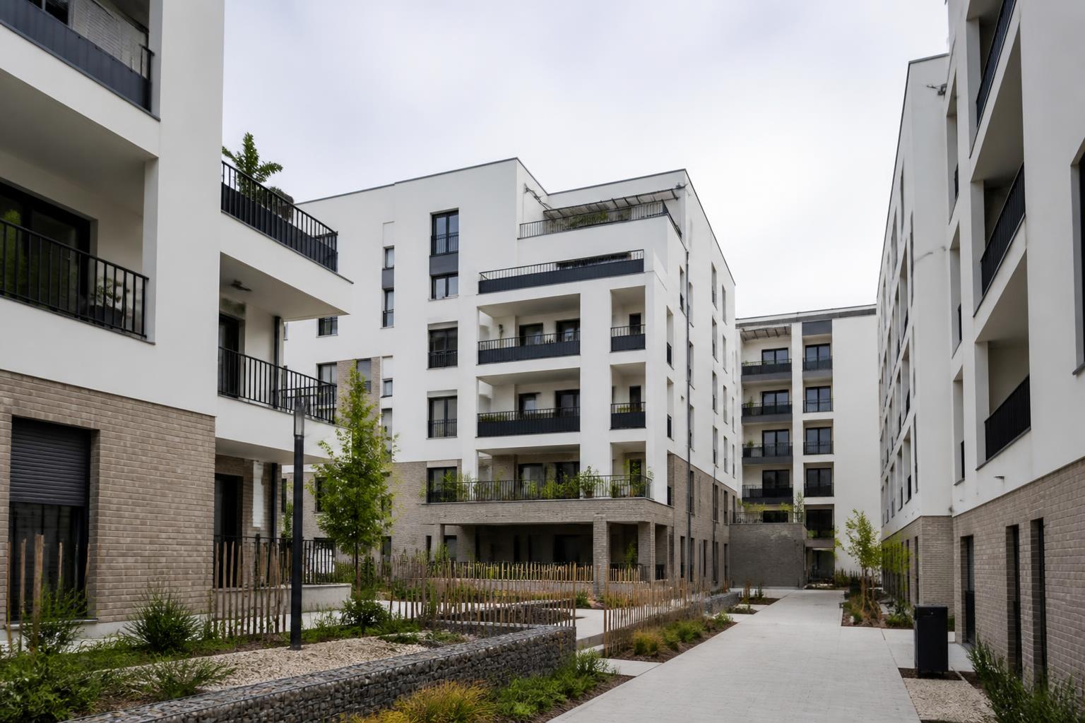 découvrez le statut du bailleur privé en 2026, avec une analyse détaillée et des perspectives de rentabilité pour optimiser vos investissements immobiliers.